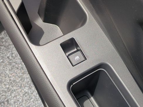 New 2026 Nissan Pathfinder Platinum w/ Accent Package FWD image 36