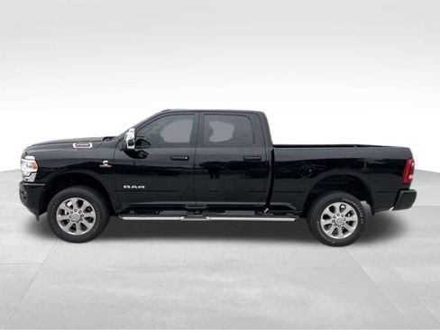Used 2023 RAM 2500 Laramie AWD/4WD image 2