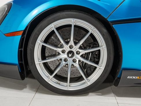 Used 2020 McLaren 600LT Spider image 10