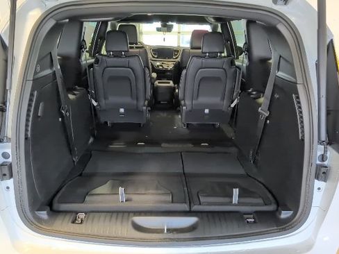 New 2026 Chrysler Voyager LX FWD image 31