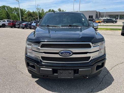 Used 2018 Ford F150 Platinum w/ Equipment Group 701A Luxury AWD/4WD image 2