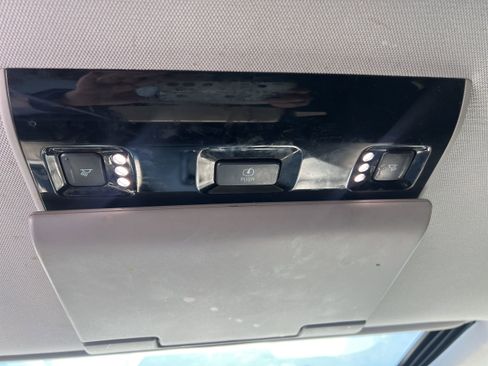 Used 2015 Chevrolet Tahoe LT image 25