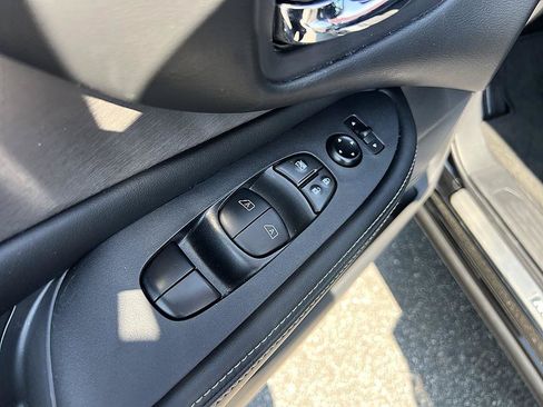Certified 2024 Nissan Murano SV w/ SV Midnight Edition Package FWD image 20