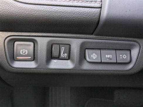 Used 2023 GMC Acadia SLT w/ Elevation Edition image 37