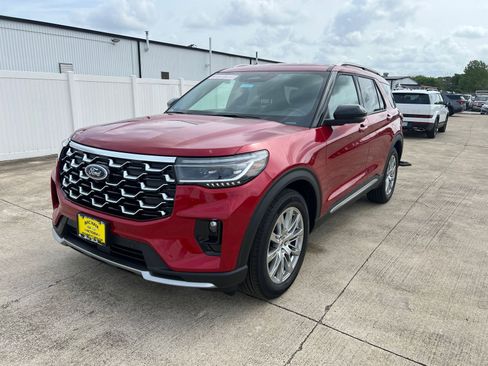 New 2026 Ford Explorer Platinum RWD image 7