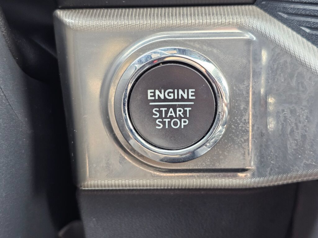 Used 2024 Ford F150 Lariat w/ Equipment Group 502A High AWD/4WD image 30