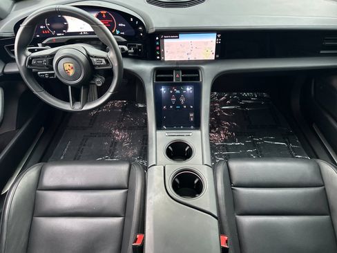Used 2022 Porsche Taycan 4S image 6
