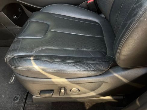 Used 2022 Hyundai Palisade SEL w/ Premium Package image 30