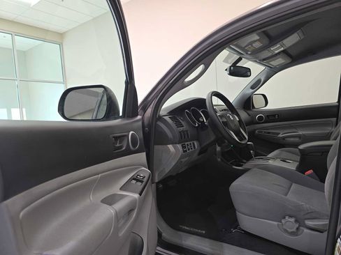 Used 2012 Toyota Tacoma 2WD Access Cab w/ SR5 Pkg image 20