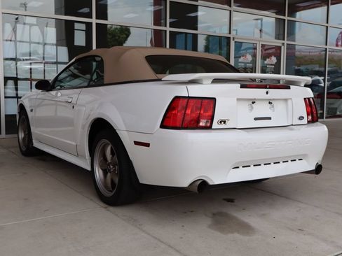 Used 2001 Ford Mustang GT RWD image 6