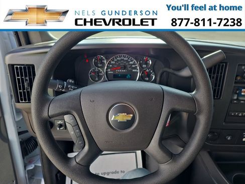 New 2025 Chevrolet Express 3500 LT w/ LT Preferred Equipment Group RWD image 22