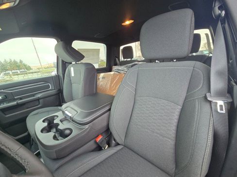 New 2026 RAM 2500 Big Horn AWD/4WD image 25