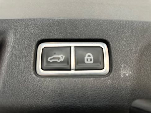 Used 2023 Kia Sorento EX FWD image 18