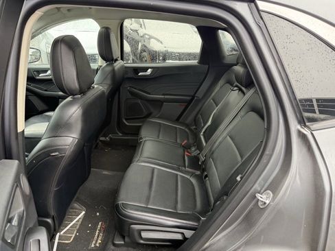 Used 2021 Ford Escape SEL w/ Technology Package image 9