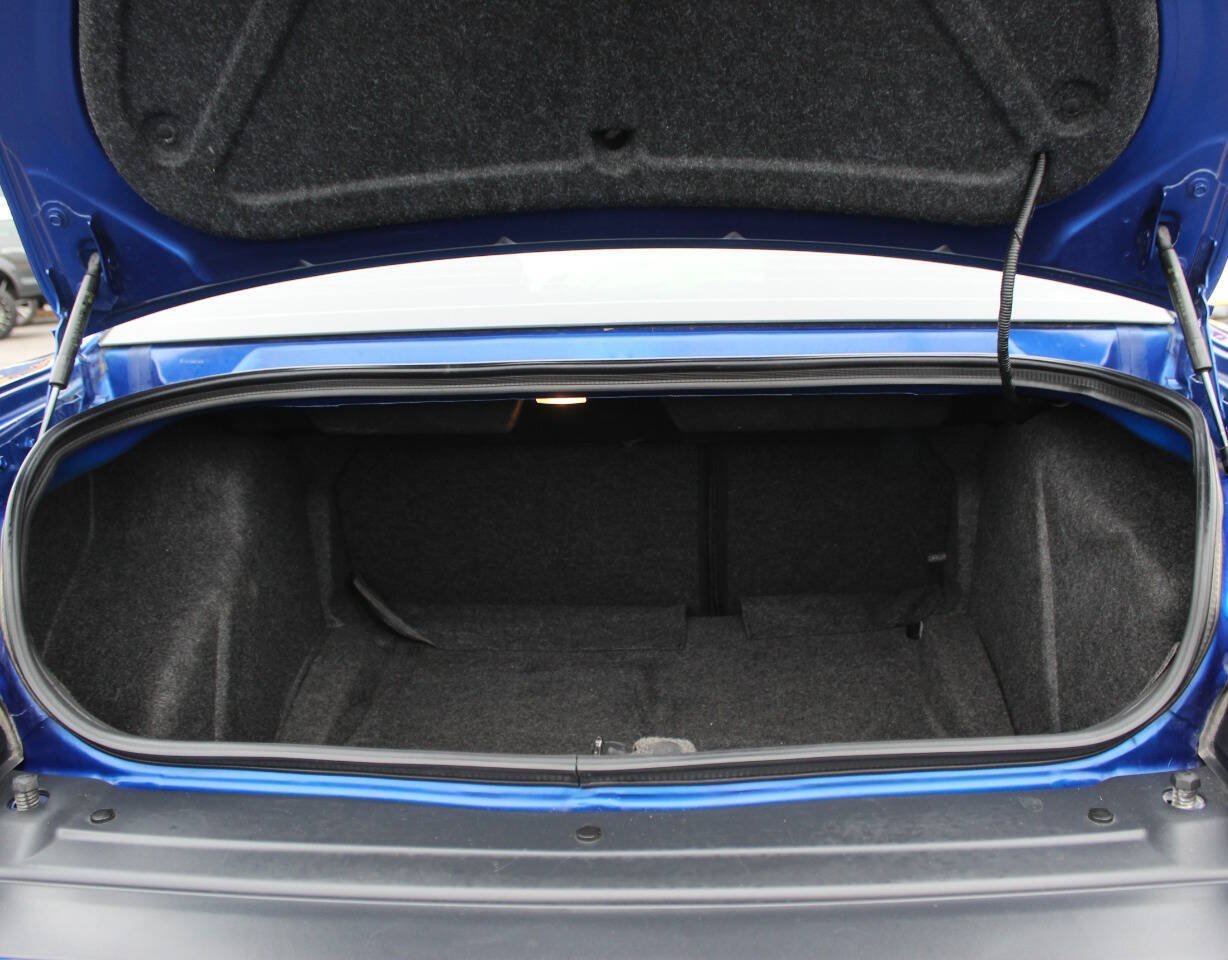Used 2019 Dodge Challenger GT w/ Plus Package RWD image 12