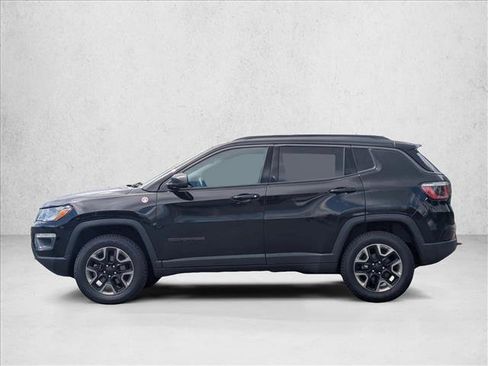 Used 2017 Jeep Compass Trailhawk w/ Leather Interior Group AWD/4WD image 8