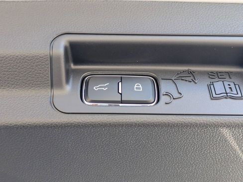 New 2026 Ford Explorer Active w/ Active Comfort Package image 14