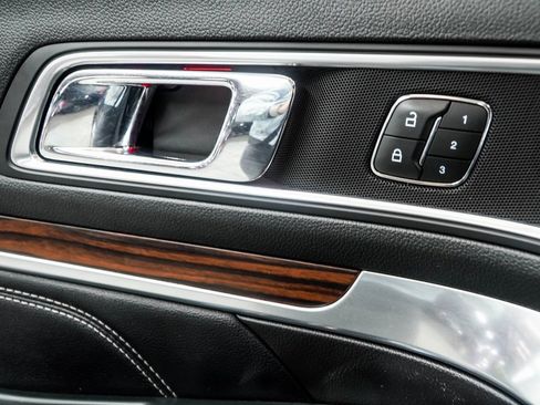 Used 2018 Ford Explorer Limited w/ Ford Safe & Smart Package image 44