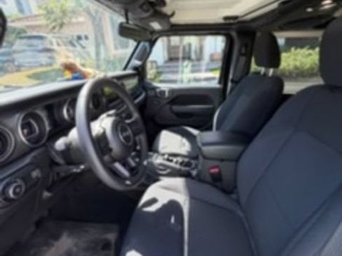 Used 2023 Jeep Wrangler Sport AWD/4WD image 10