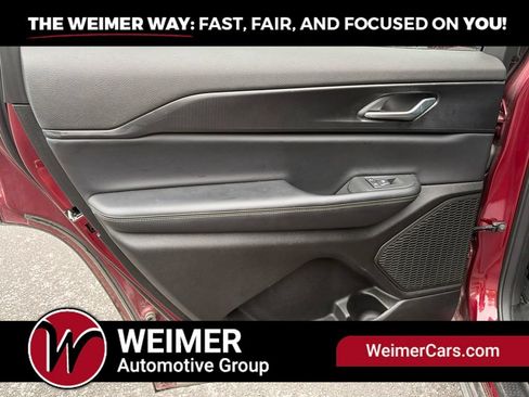 Used 2025 Jeep Grand Cherokee L Laredo w/ Luxury Tech Group I AWD/4WD image 19