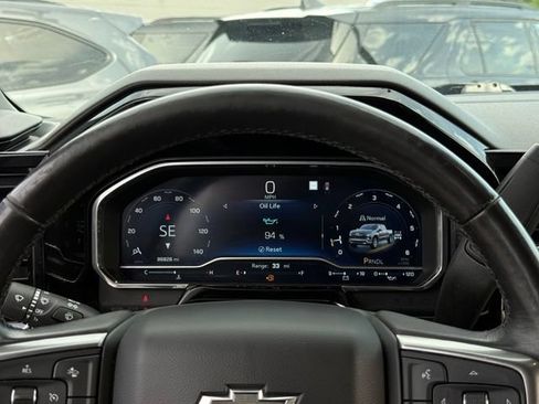 Used 2022 Chevrolet Silverado 1500 RST w/ Protection Package AWD/4WD image 8