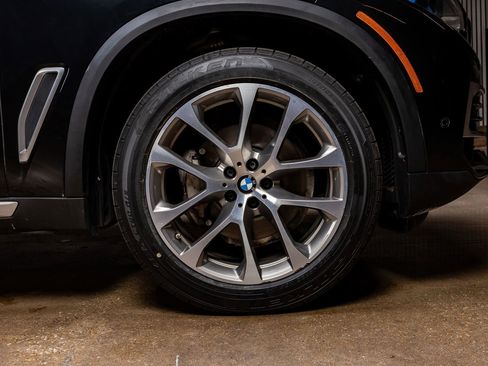 Used 2022 BMW X5 xDrive40i w/ Executive Package image 11