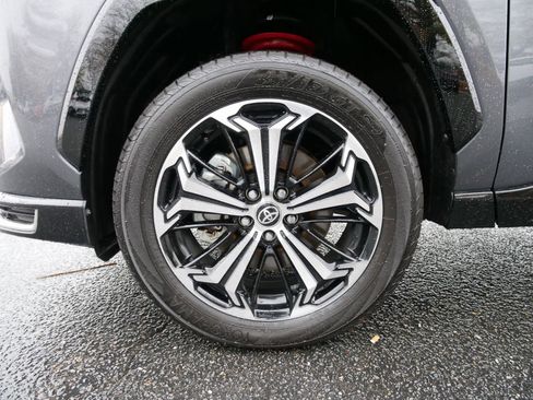 Used 2025 Toyota RAV4 XSE image 13