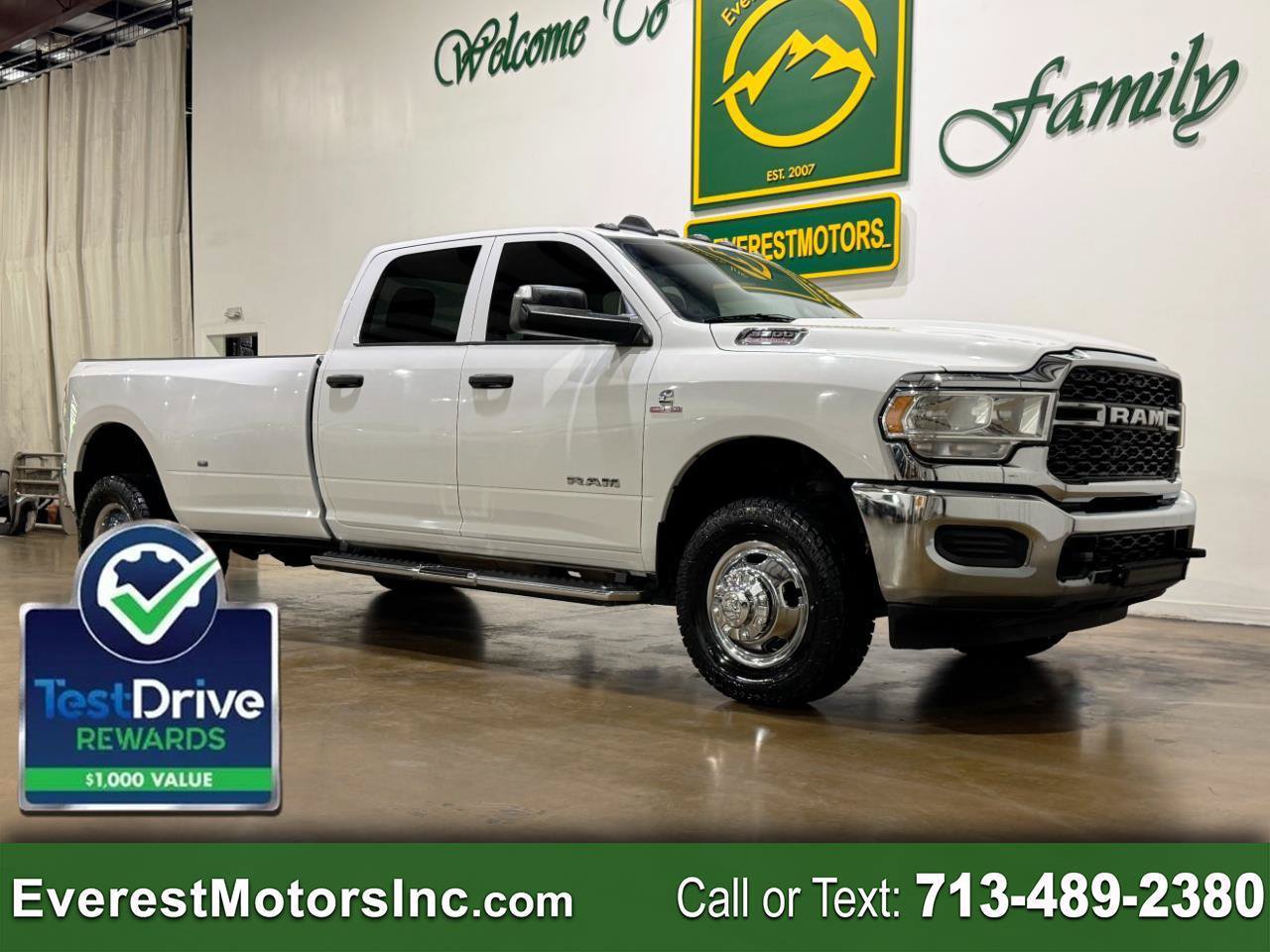 Used 2022 RAM 3500 Tradesman w/ Chrome Appearance Group AWD/4WD image 1