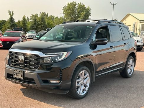 Used 2024 Honda Passport EX-L image 4