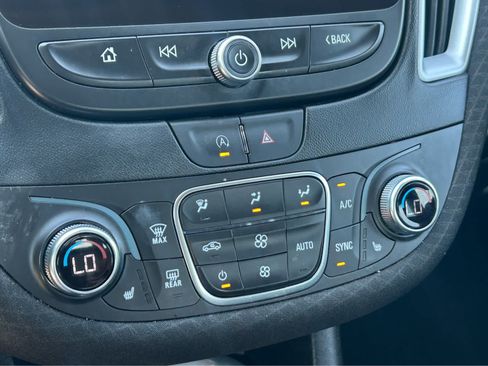 Used 2025 Chevrolet Malibu LT FWD image 31