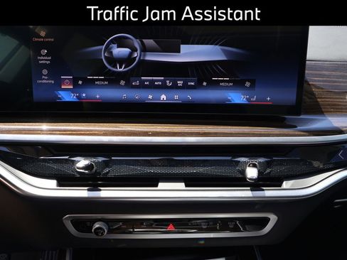 Certified 2024 BMW X7 xDrive40i AWD/4WD image 32