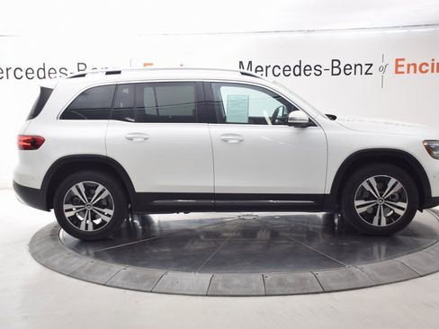 Certified 2025 Mercedes-Benz GLB 250 image 7