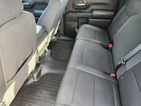 Used 2024 Chevrolet Silverado 2500 Custom w/ Custom Convenience Package image 30