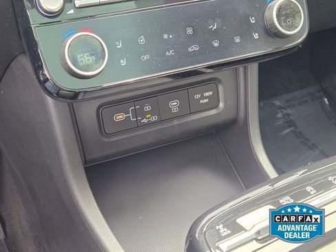 Certified 2025 Hyundai Tucson Limited AWD/4WD image 30