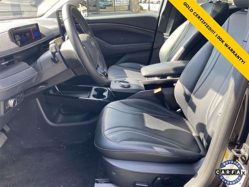 Certified 2022 Ford Mustang Mach-E Premium image 14