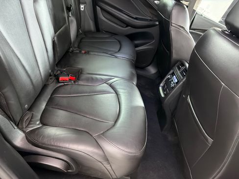 Used 2020 Buick Envision Essence FWD image 19