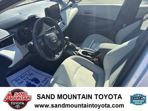 Used 2022 Toyota Corolla L image 12