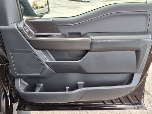 Used 2024 Ford F150 XLT w/ XLT Black Appearance Package image 17