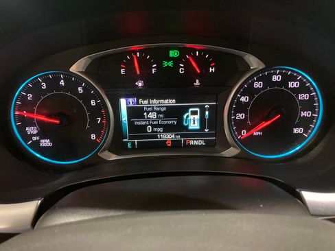 Used 2018 Chevrolet Traverse Premier AWD/4WD image 23
