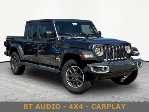 Used 2020 Jeep Gladiator Overland AWD/4WD image 3