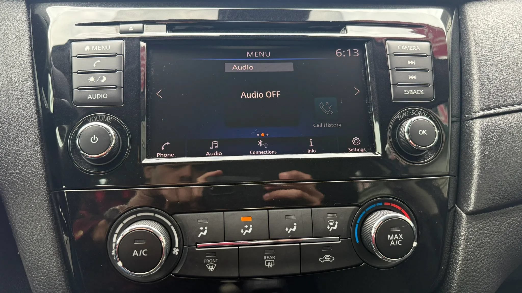 Used 2019 Nissan Rogue S FWD image 18
