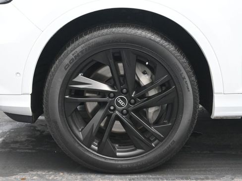 Used 2022 Audi Q7 3.0T Premium Plus image 35