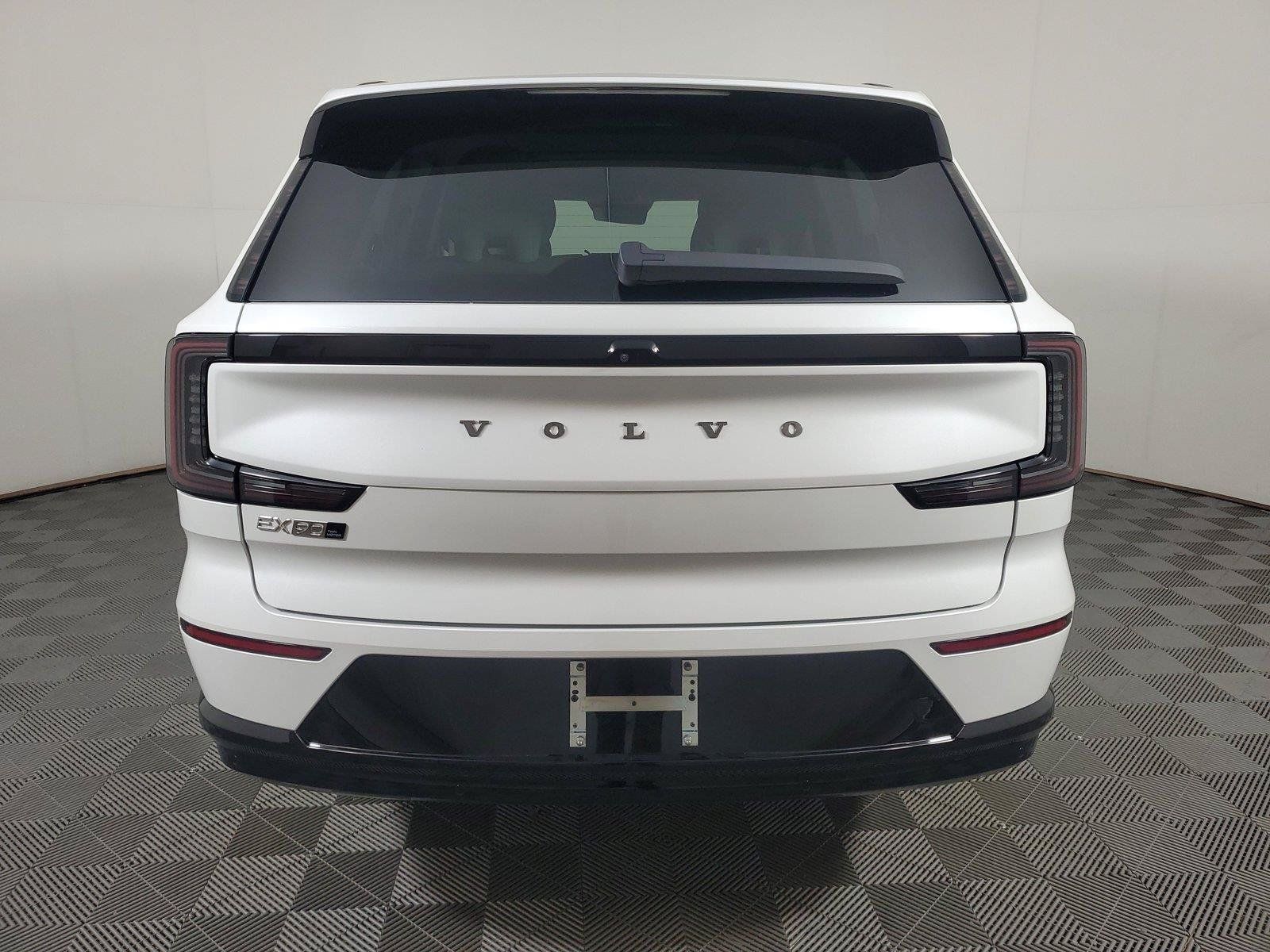 Used 2025 Volvo EX90 Plus AWD/4WD image 5
