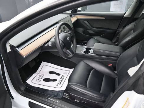 Used 2022 Tesla Model 3 Long Range AWD/4WD image 26