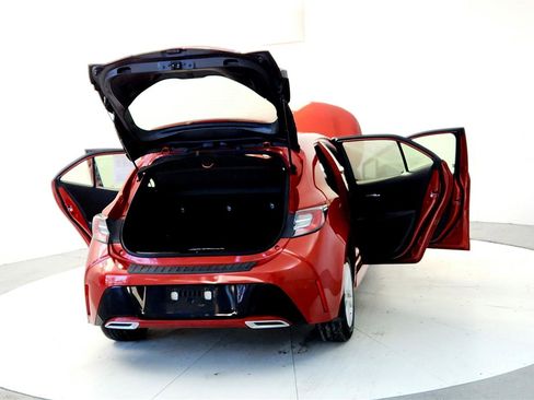 Used 2019 Toyota Corolla SE image 11