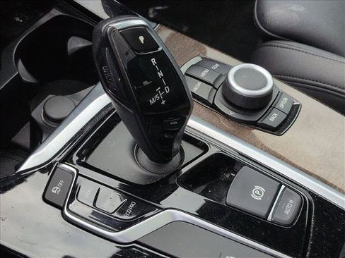 Used 2019 BMW X3 sDrive30i w/ Driving Assistance Package image 12