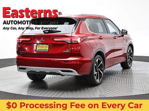 Used 2023 Mitsubishi Outlander SEL AWD/4WD image 5