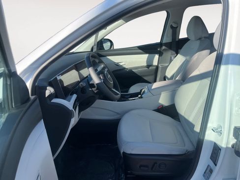 Certified 2026 Hyundai Tucson SEL image 9