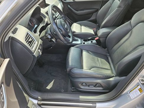 Used 2015 Audi Q3 2.0T Prestige w/ Prestige Package AWD/4WD image 16