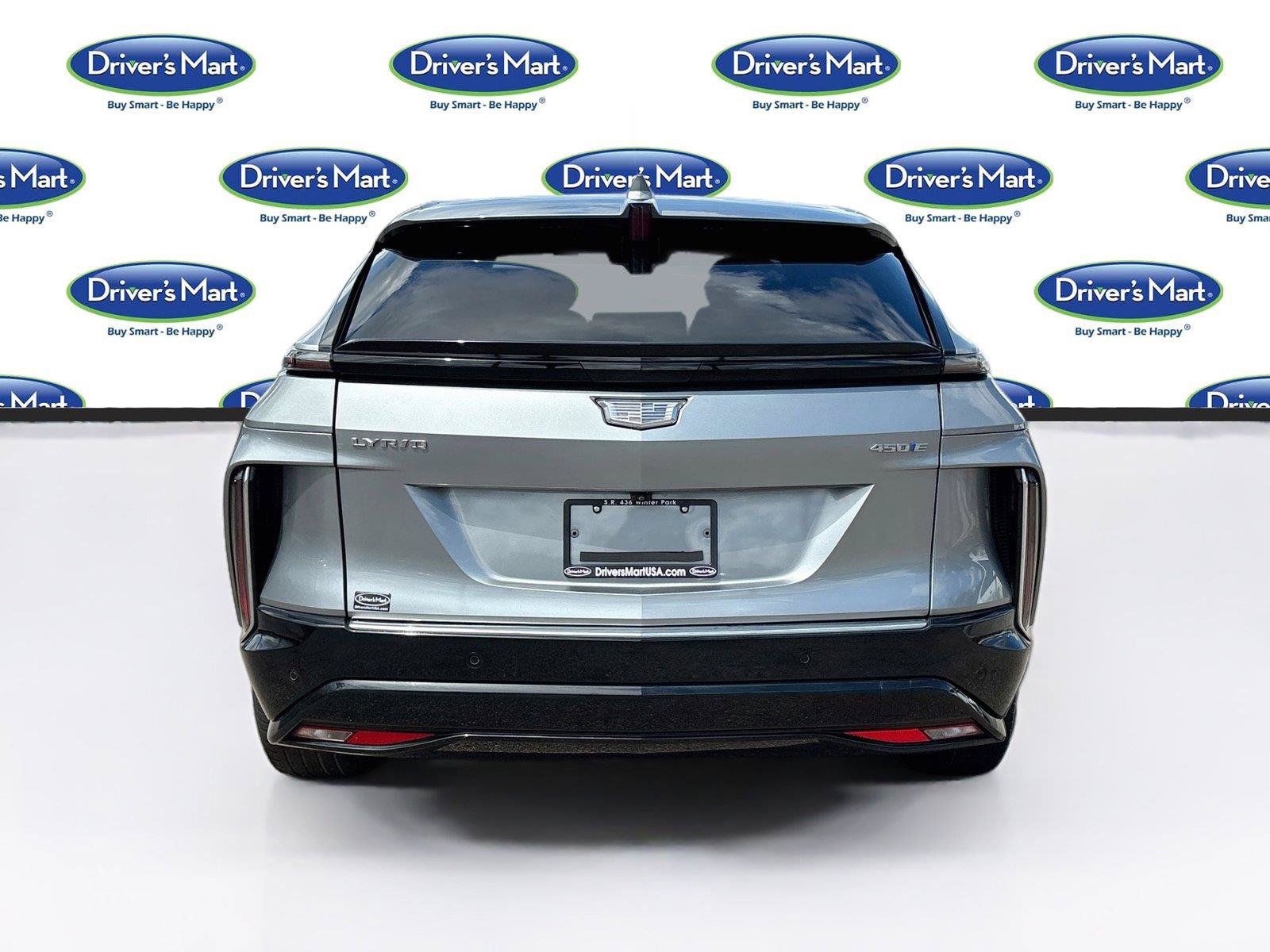 Used 2024 Cadillac Lyriq Tech RWD image 6